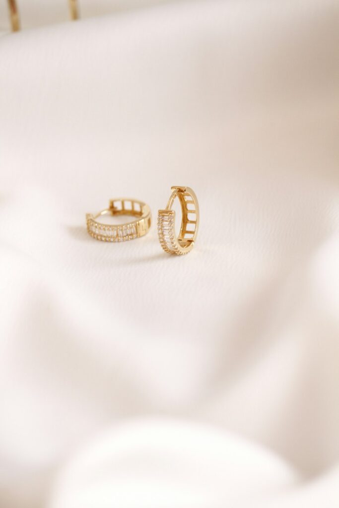 Professional Big Gold jewellery Hull