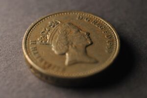 Professional Got a Rare £2 Coin in Hull? How to Identify & Sell Yours in 2026 at Big Gold Hull