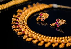 Professional Pawn Shop Hull: Your 2026 Guide to Selling Gold & Jewellery Safely at Big Gold Hull